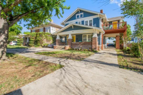 Beachy Family 3 units in 1 near Uptown & Asian District